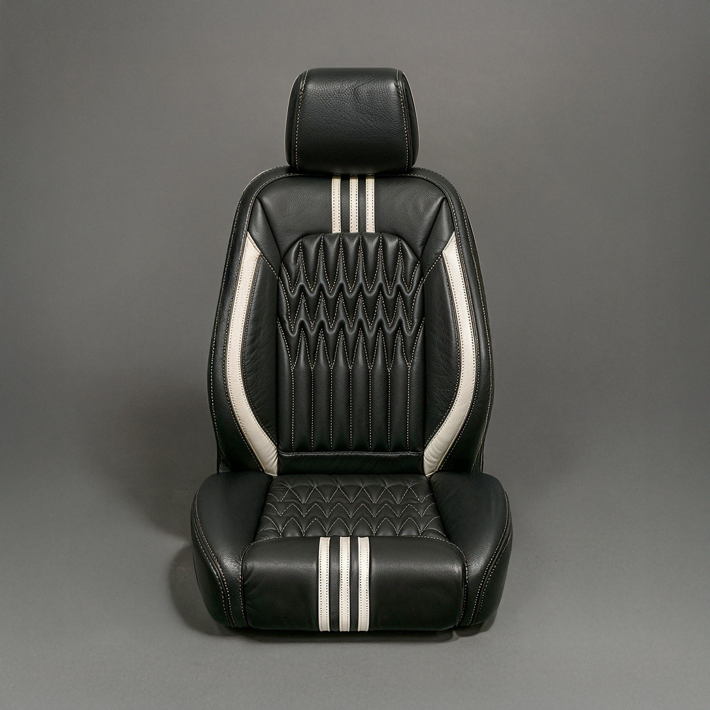 Wave Diamond Stitch Black