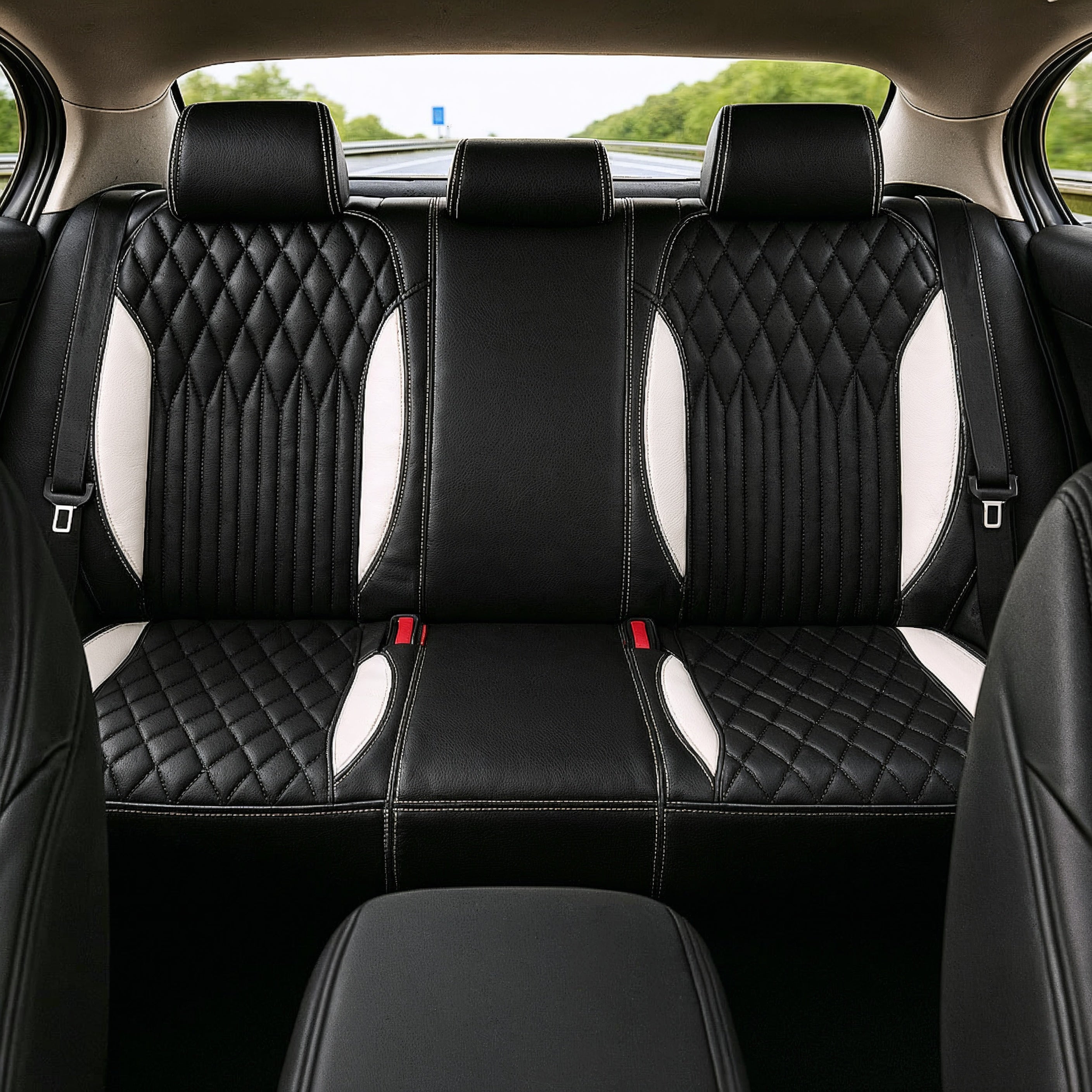 Diamond Chevron Stitching Black&White