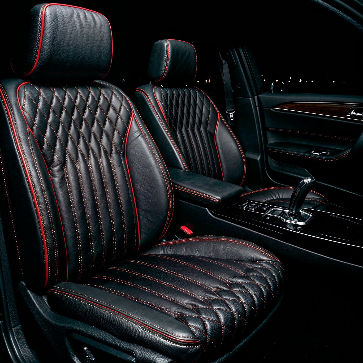 Diamond Chevron Stitching Black&Red Line