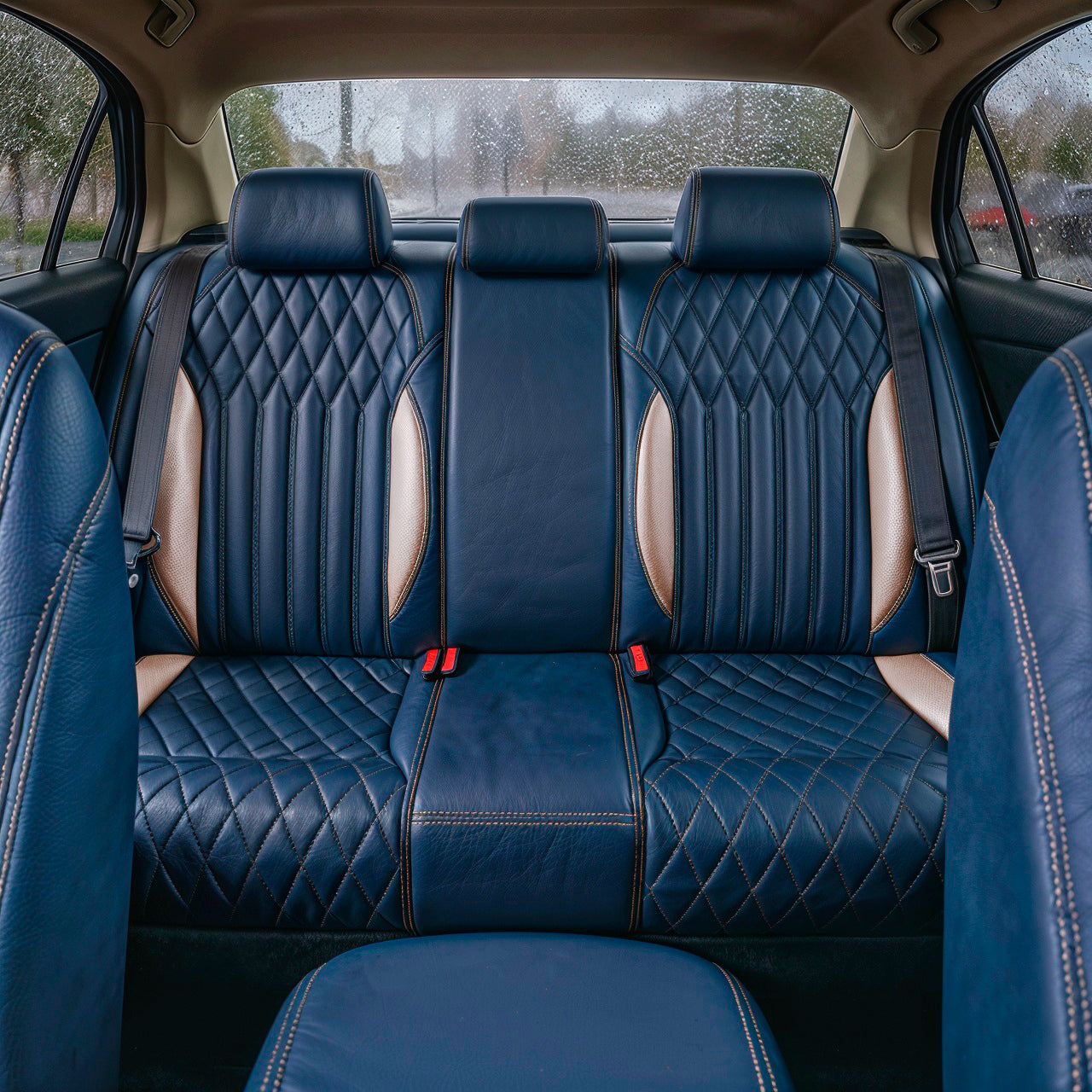 Diamond Chevron Stitching Blue&White