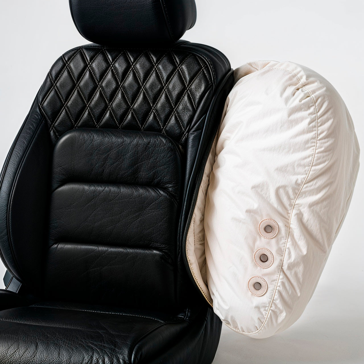 Horizontal Ribbed Pattern Black