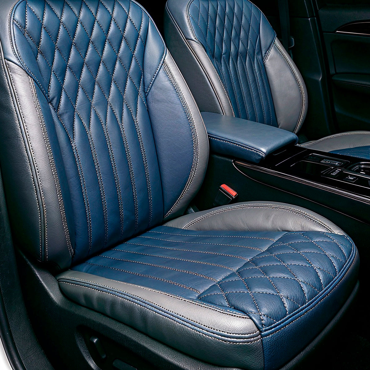 Diamond Chevron Stitching Blue&Grey