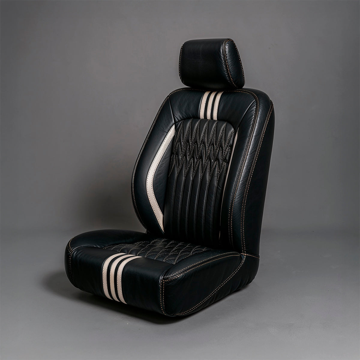 Wave Diamond Stitch Black